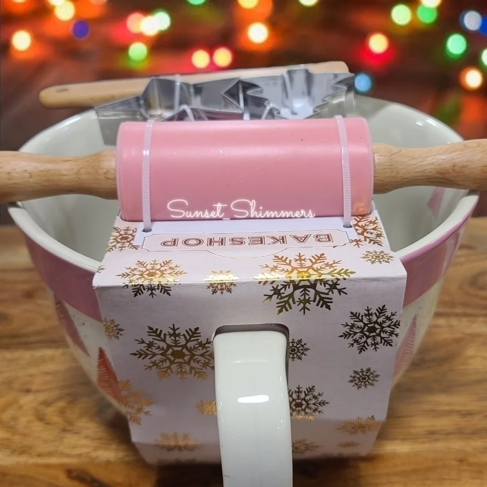 5pc Pastel Christmas Tree Handle Mixing Bowl Spatula Cookie cutters Rolling Pin